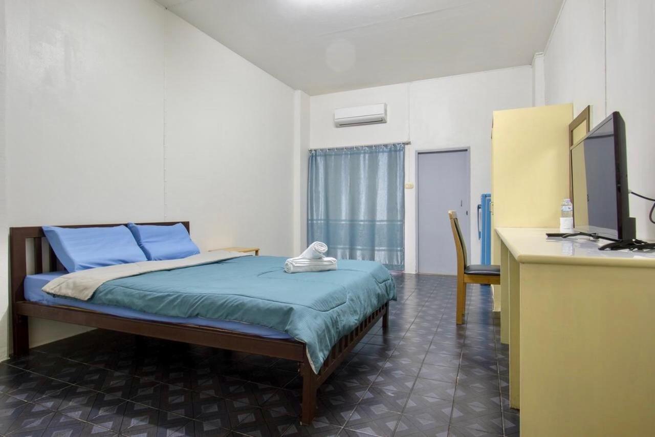 Monta Apartment Bang Saen Exterior photo