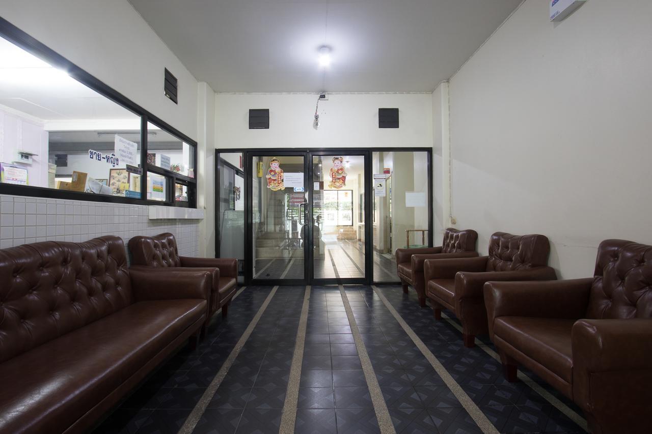 Monta Apartment Bang Saen Exterior photo